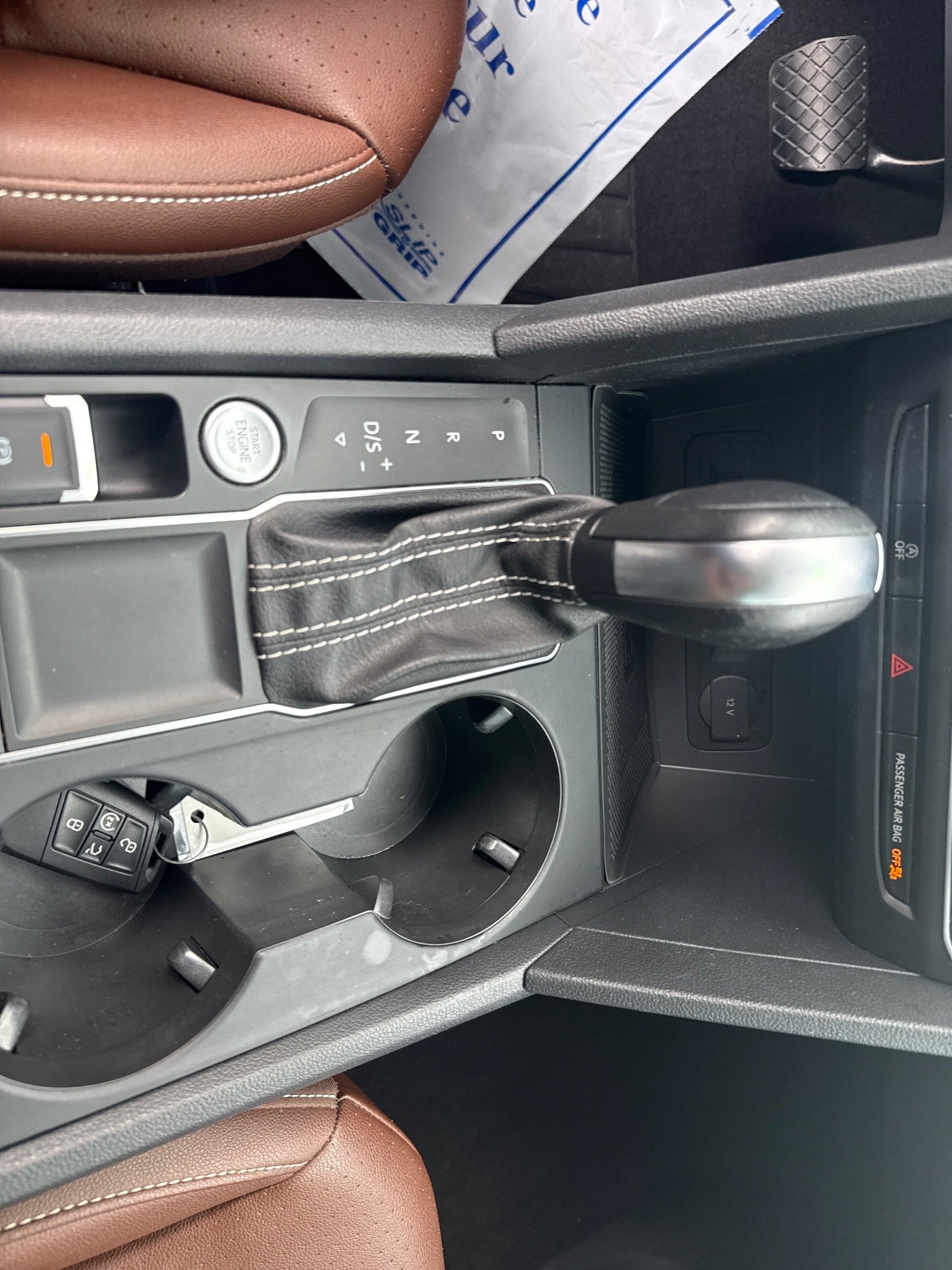 2021 Volkswagen Atlas 2021.5 3.6L V6 SE w/Technology FWD