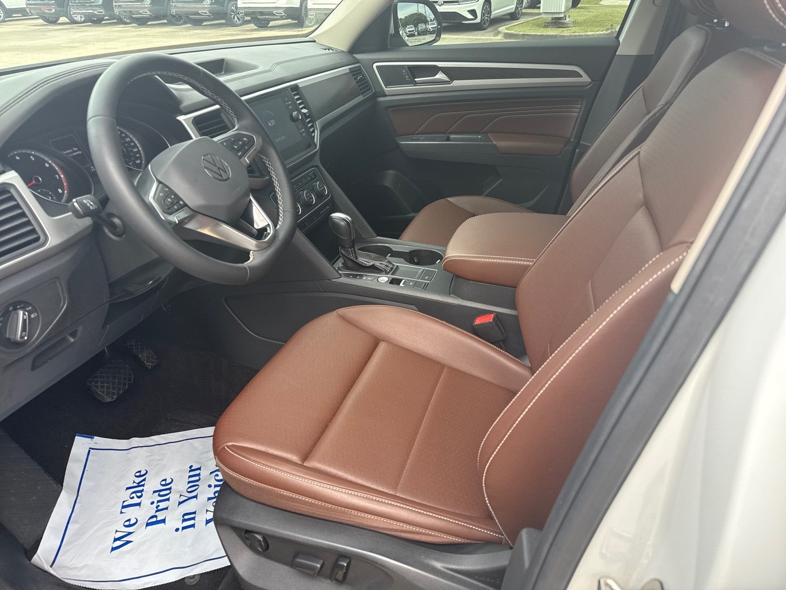 2021 Volkswagen Atlas 2021.5 3.6L V6 SE w/Technology FWD