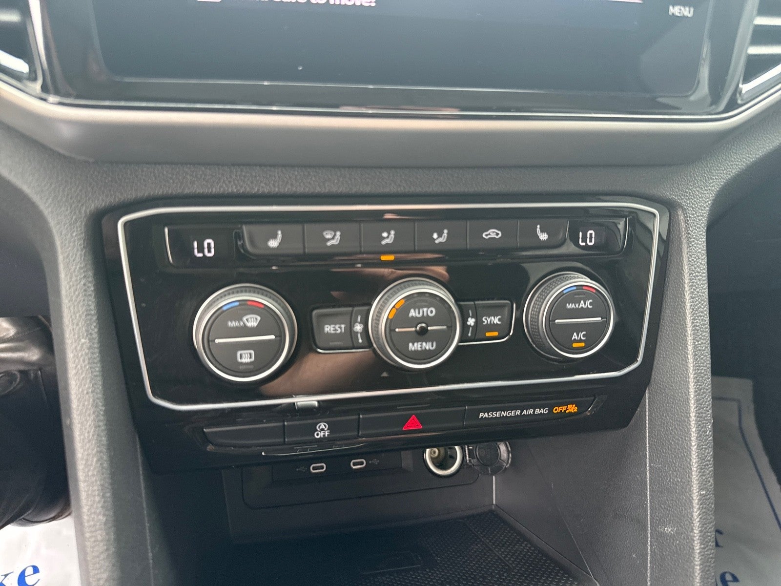 2023 Volkswagen Atlas 3.6L V6 SE w/Technology FWD