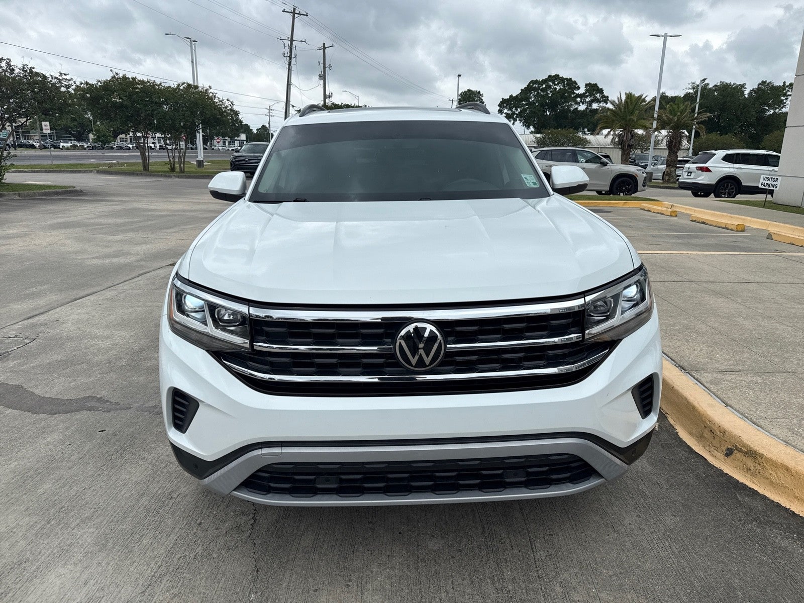 2023 Volkswagen Atlas 3.6L V6 SE w/Technology FWD
