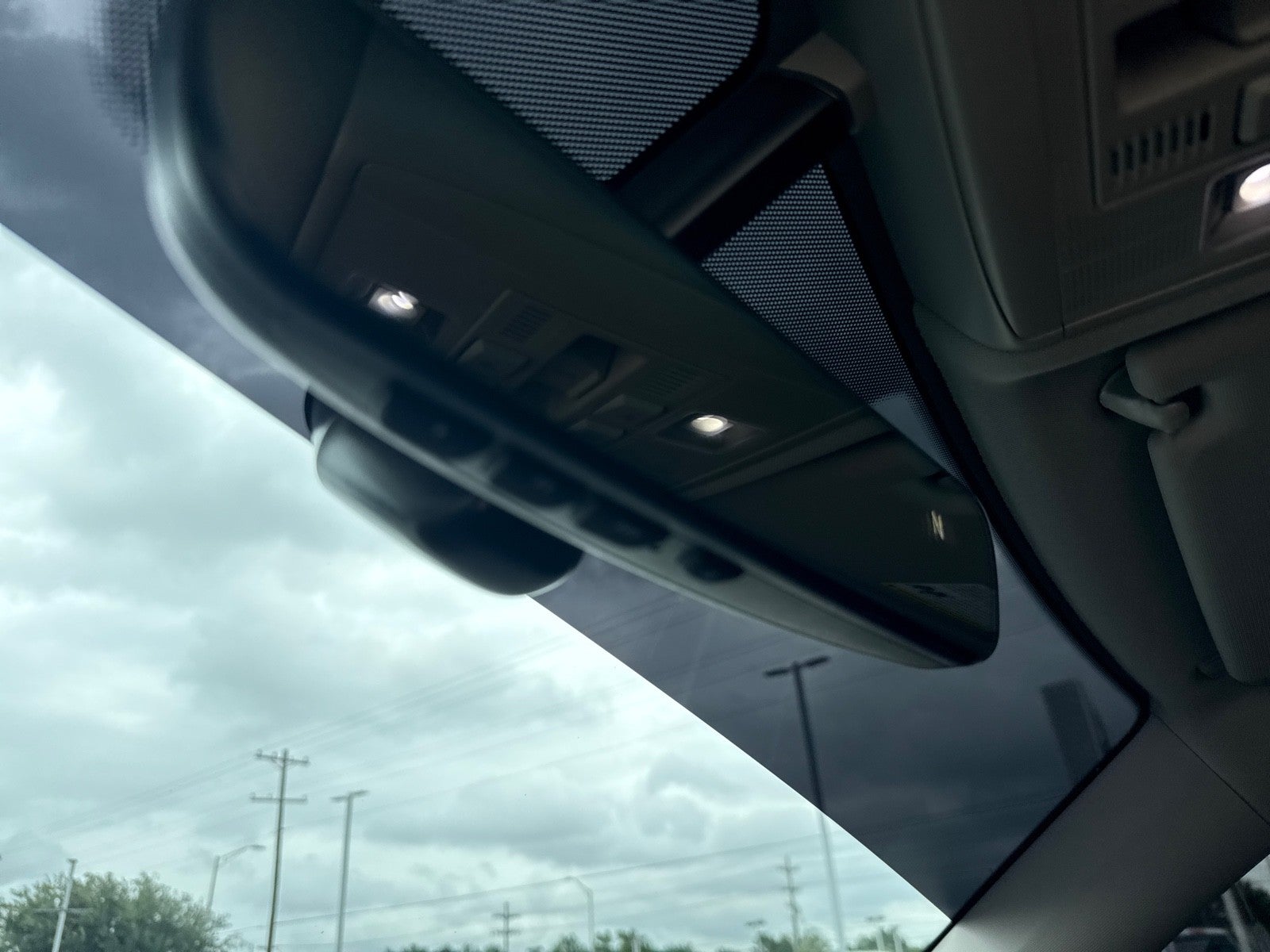 2023 Volkswagen Atlas 3.6L V6 SE w/Technology FWD