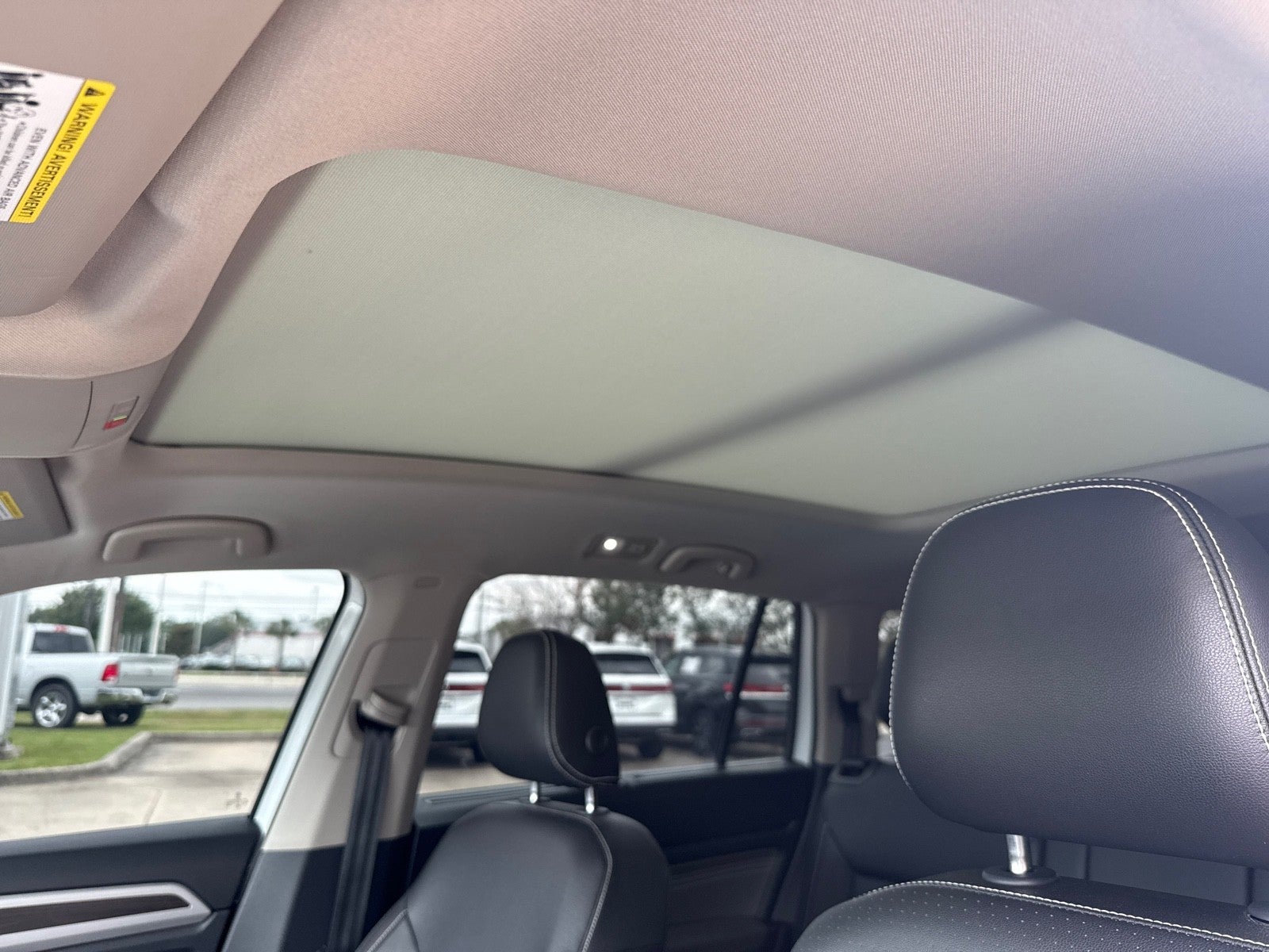 2023 Volkswagen Atlas 3.6L V6 SE w/Technology FWD