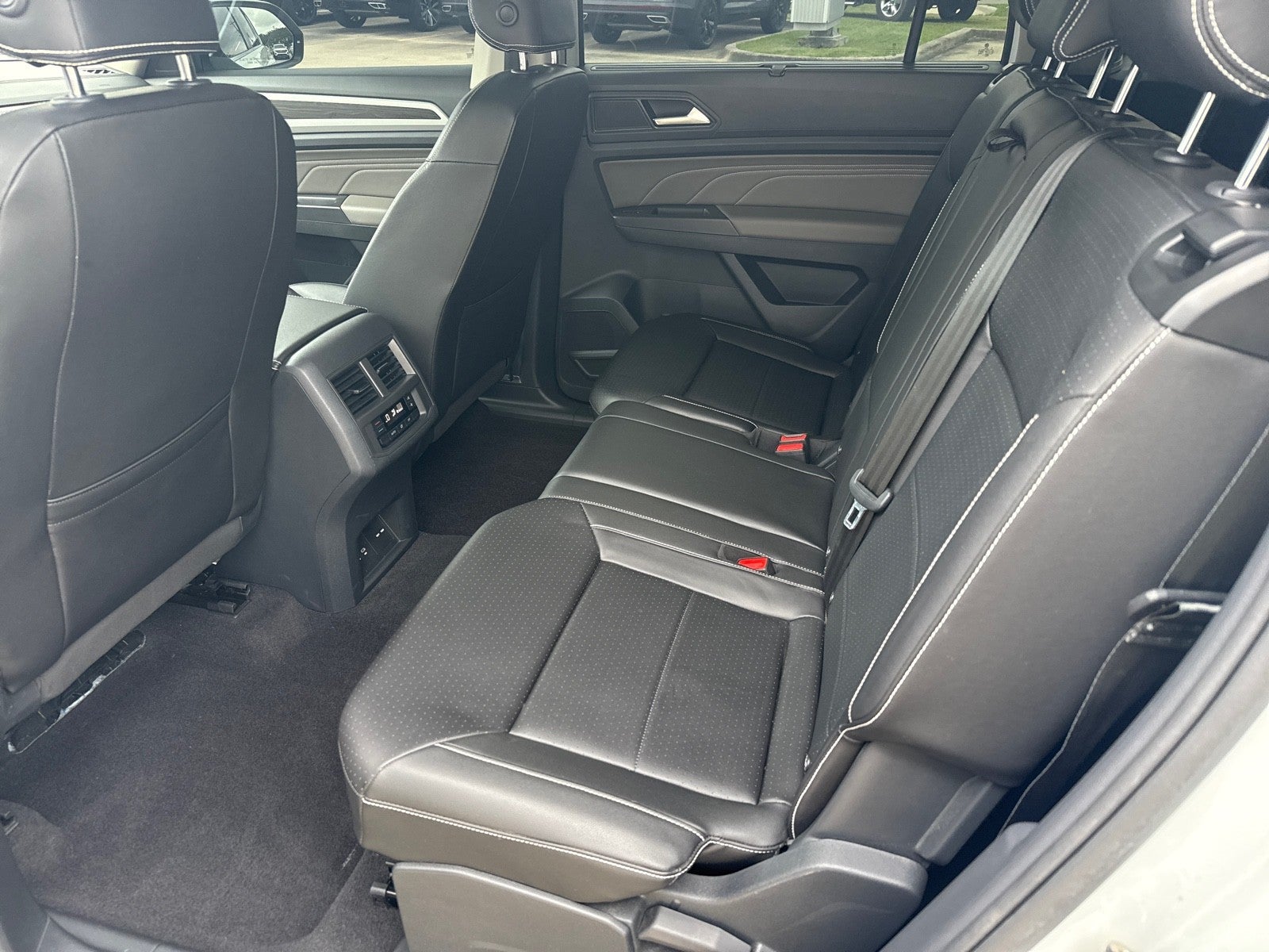 2023 Volkswagen Atlas 3.6L V6 SE w/Technology FWD