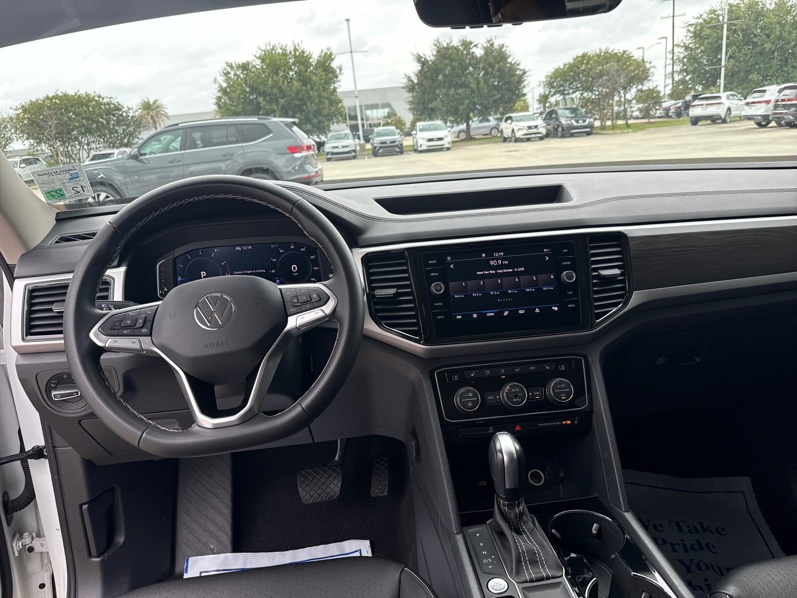 2023 Volkswagen Atlas 3.6L V6 SE w/Technology FWD