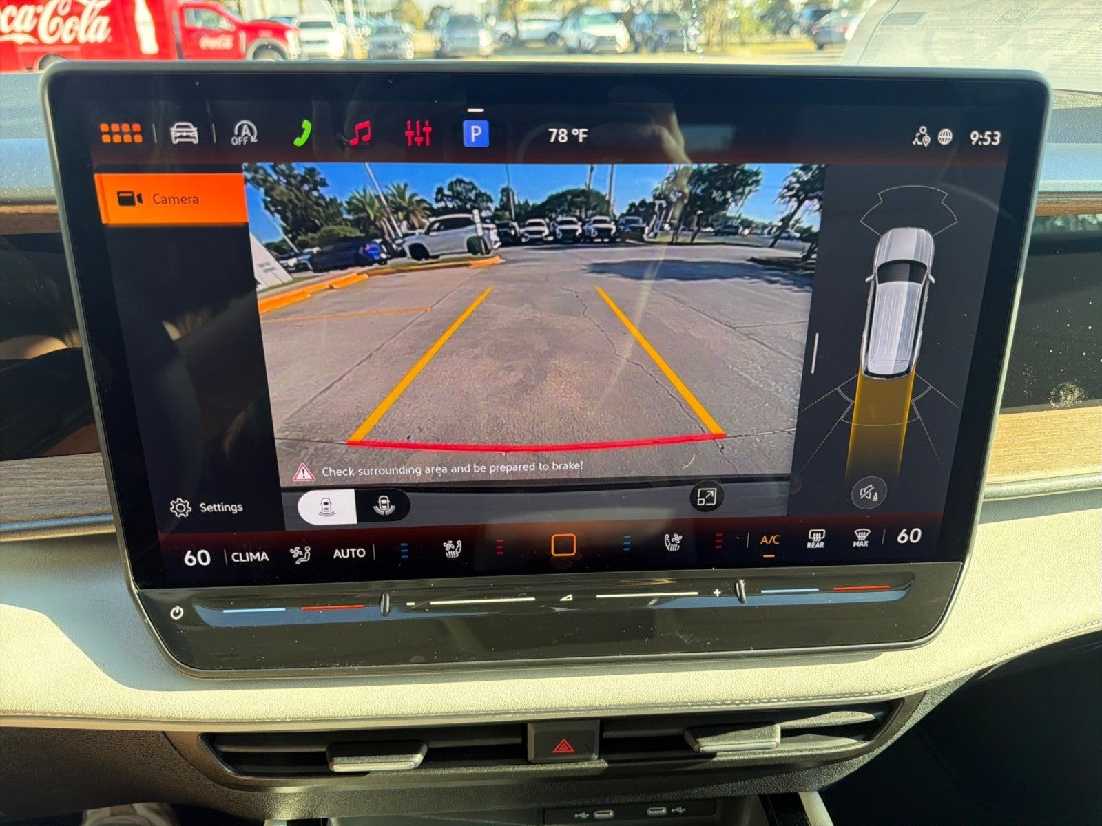 2027 Volkswagen Atlas SE w/Technology FWD