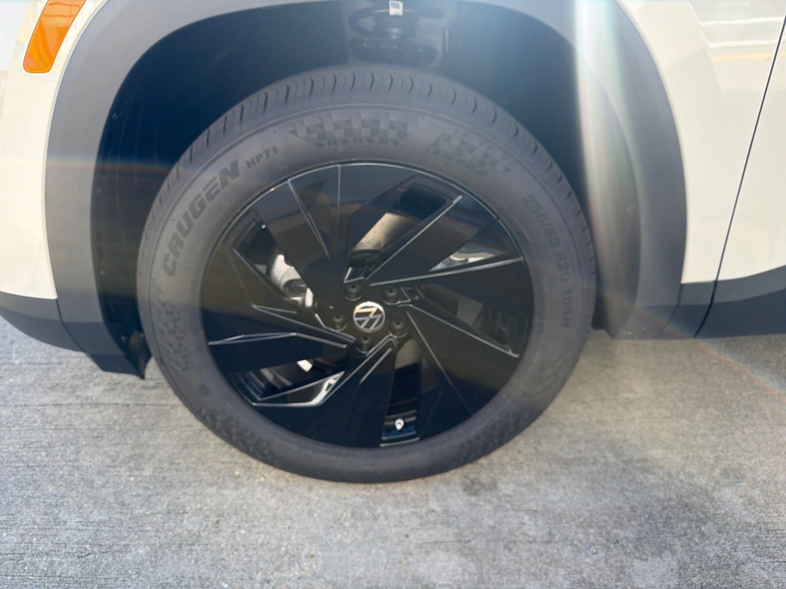 2027 Volkswagen Atlas SE w/Technology FWD