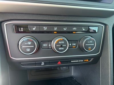 2021 Volkswagen Atlas 2021.5 3.6L V6 SE w/Technology R-Line FWD