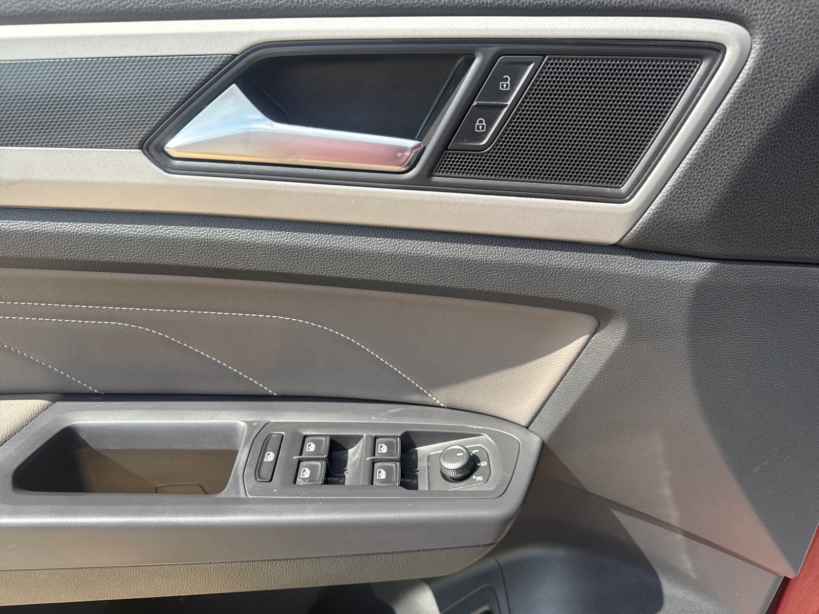 2021 Volkswagen Atlas 2021.5 3.6L V6 SE w/Technology R-Line FWD