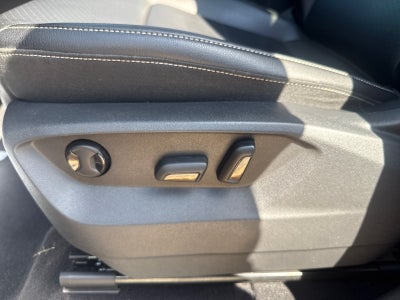 2021 Volkswagen Atlas 2021.5 3.6L V6 SE w/Technology R-Line FWD