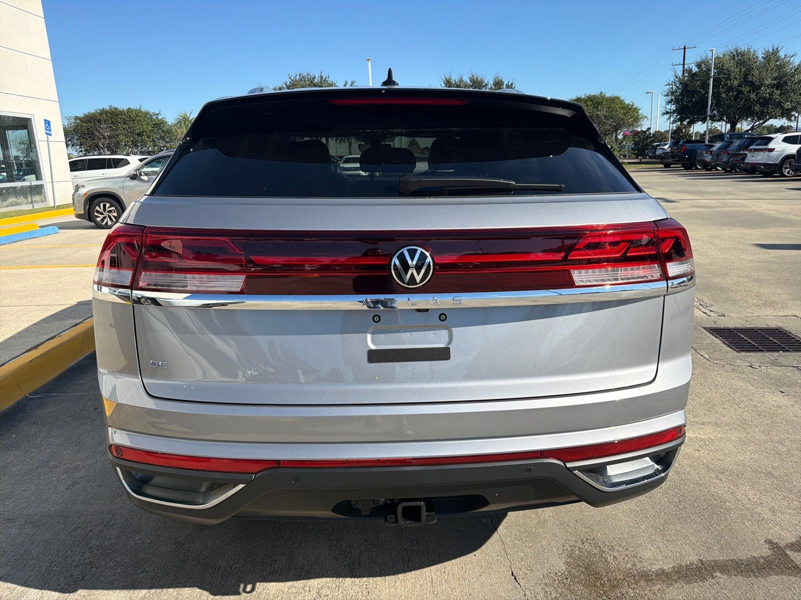 2026 Volkswagen Atlas Cross Sport 2.0T SE w/Technology FWD