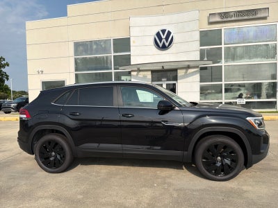 2026 Volkswagen Atlas Cross Sport 2.0T SE w/Technology FWD