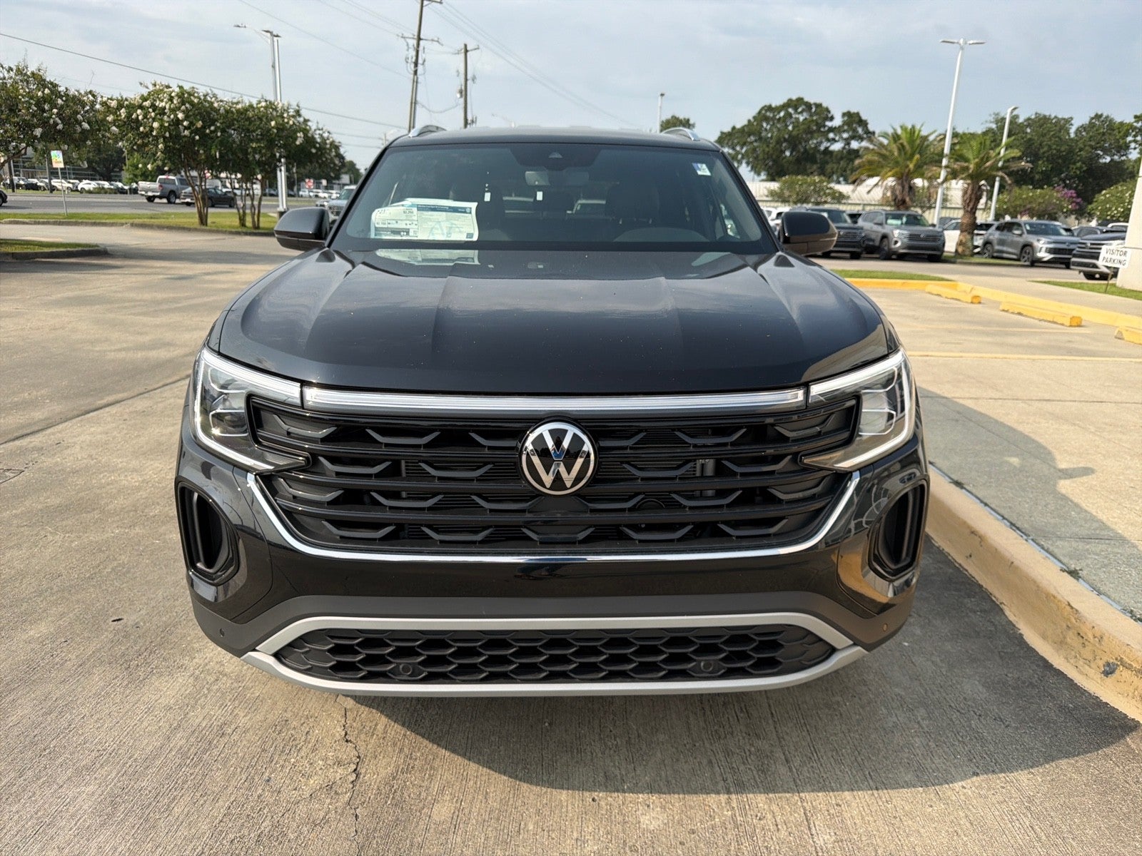 2026 Volkswagen Atlas Cross Sport 2.0T SE w/Technology FWD