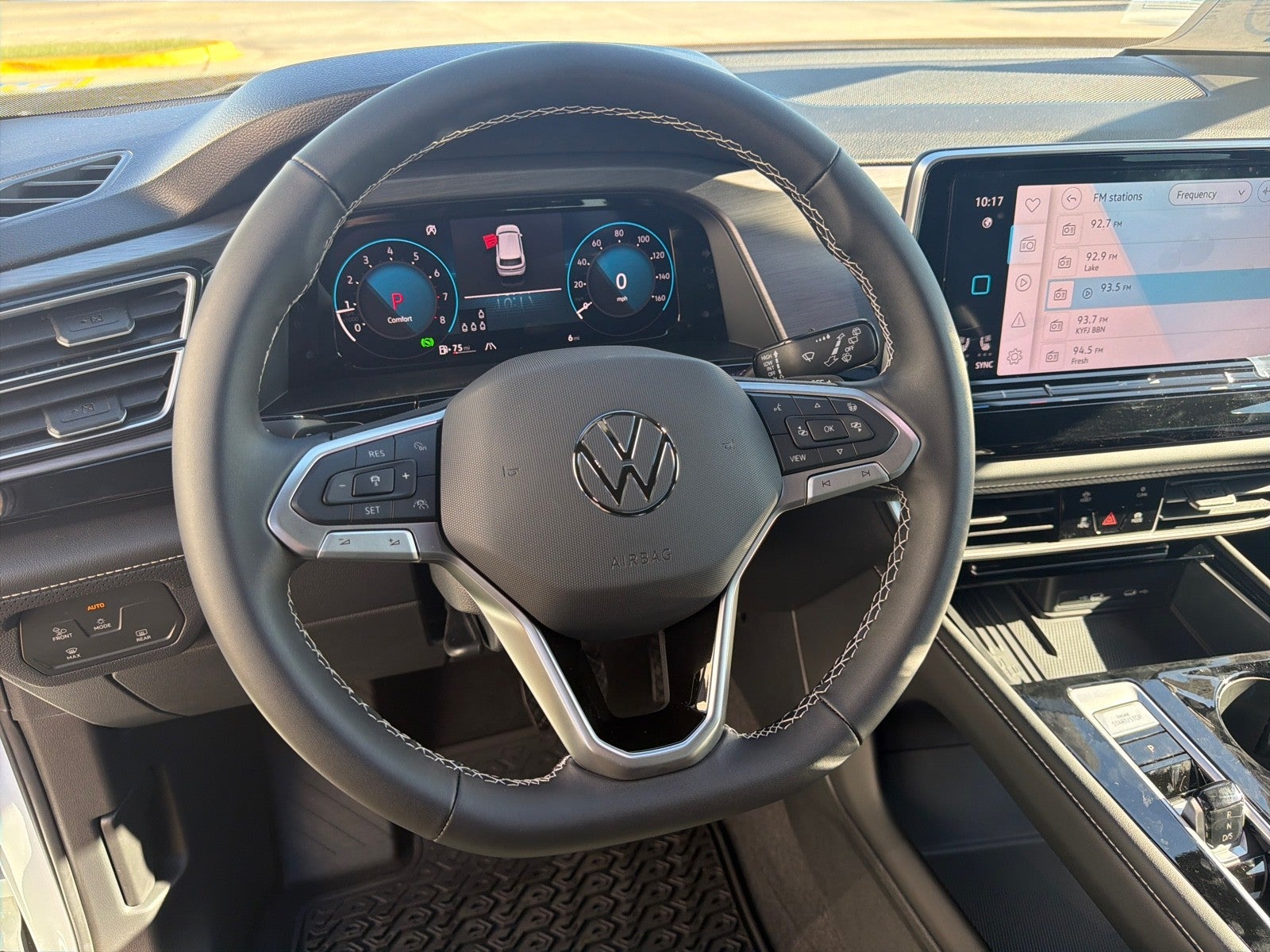 2026 Volkswagen Atlas Cross Sport 2.0T SE w/Technology FWD