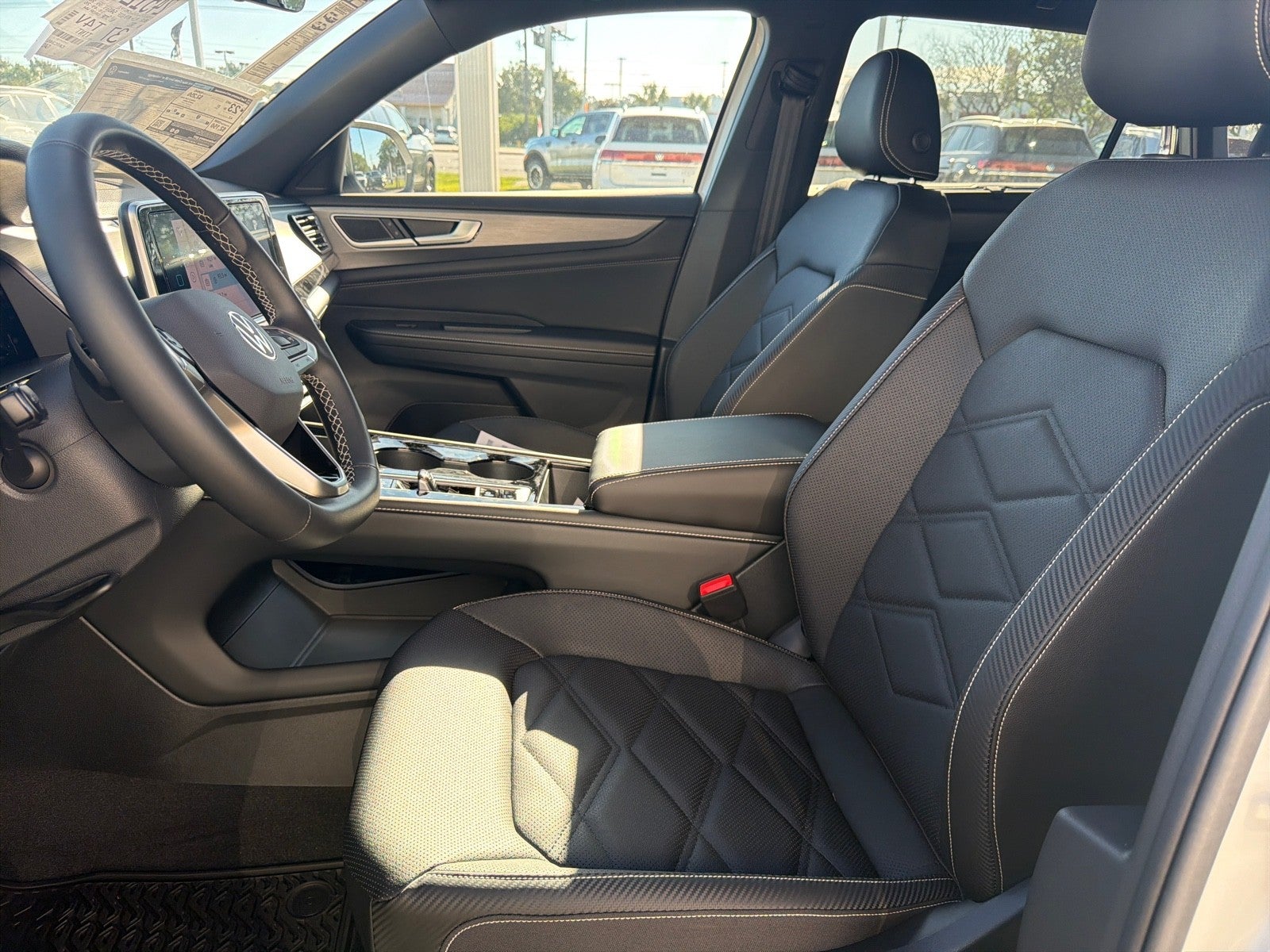2026 Volkswagen Atlas Cross Sport 2.0T SE w/Technology FWD