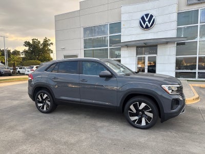 2026 Volkswagen Atlas Cross Sport 2.0T SE w/Technology FWD