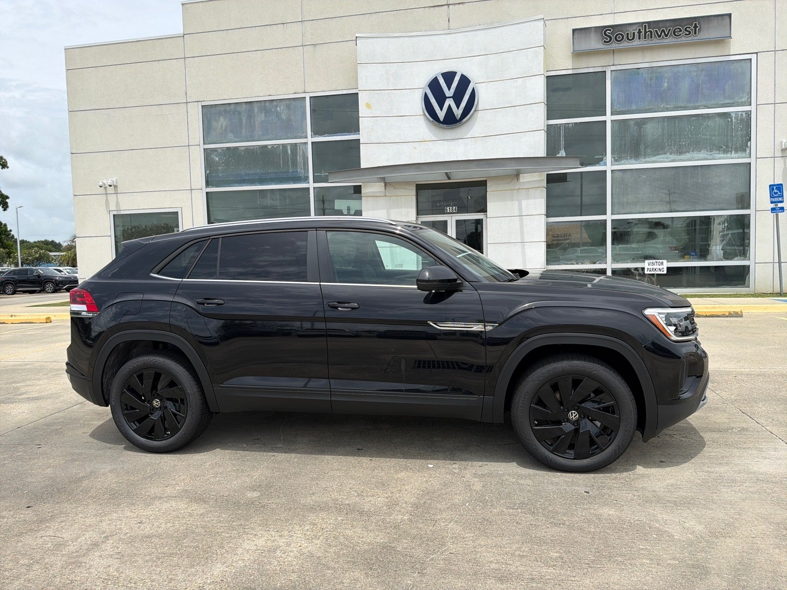 2026 Volkswagen Atlas Cross Sport 2.0T SE W/Technology
