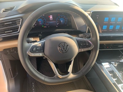 2026 Volkswagen Atlas Cross Sport 2.0T SE w/Technology FWD