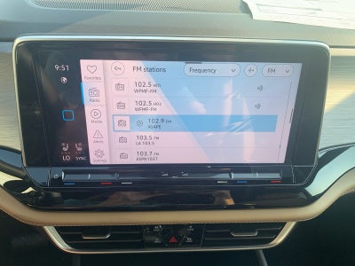 2026 Volkswagen Atlas Cross Sport 2.0T SE w/Technology FWD