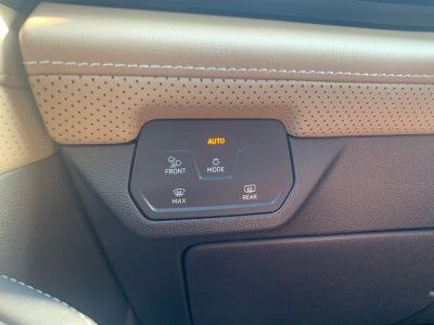 2026 Volkswagen Atlas Cross Sport 2.0T SE w/Technology FWD
