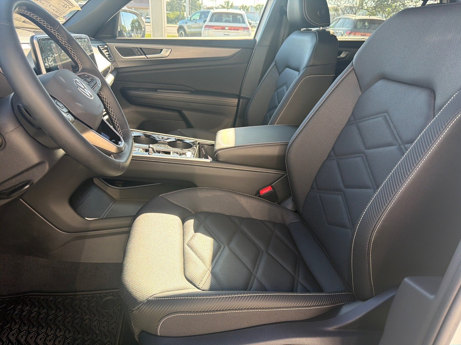2026 Volkswagen Atlas Cross Sport 2.0T SE w/Technology FWD