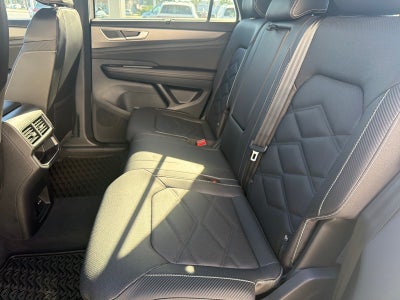 2026 Volkswagen Atlas Cross Sport 2.0T SE w/Technology FWD