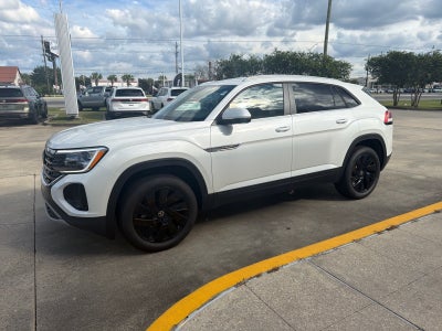 2026 Volkswagen Atlas Cross Sport 2.0T SE w/Technology FWD