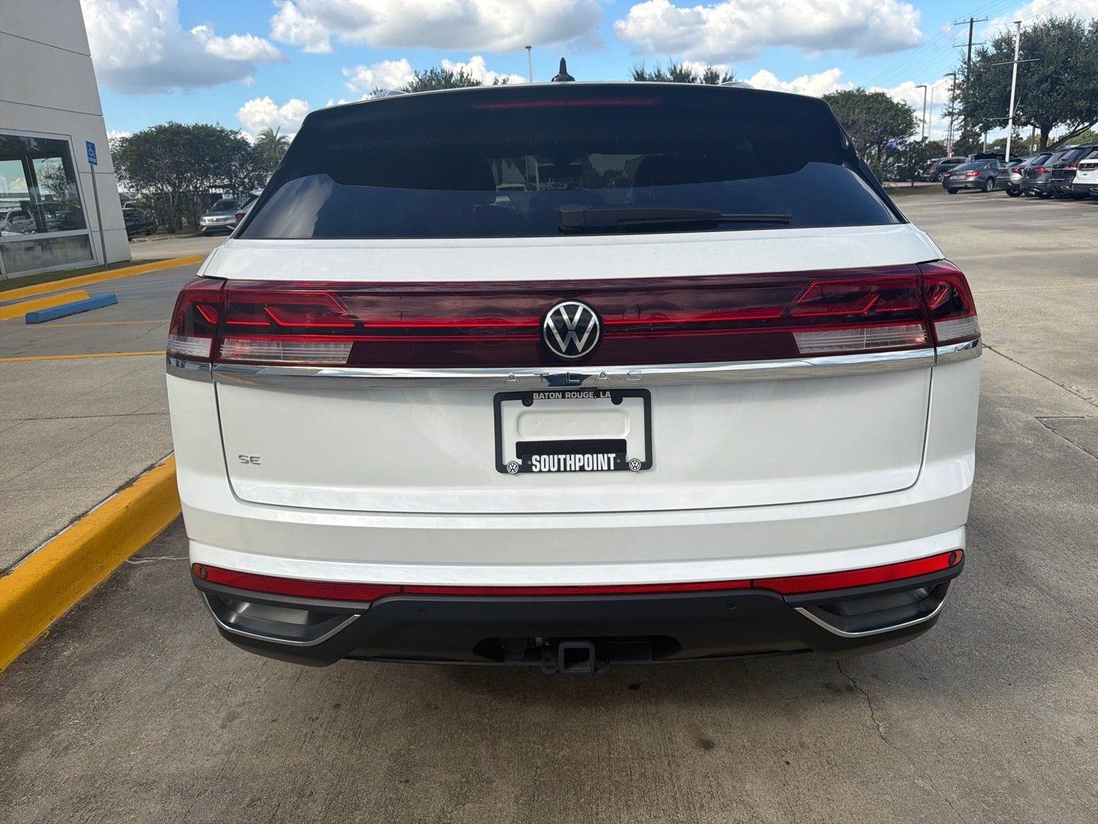 2026 Volkswagen Atlas Cross Sport 2.0T SE w/Technology FWD