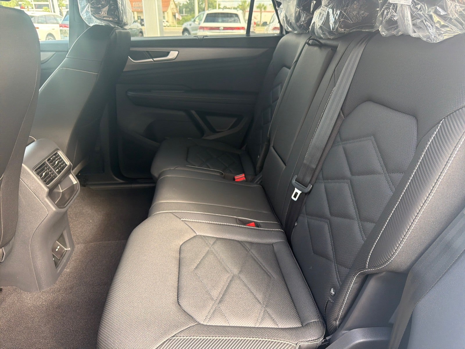2026 Volkswagen Atlas Cross Sport 2.0T SE w/Technology FWD
