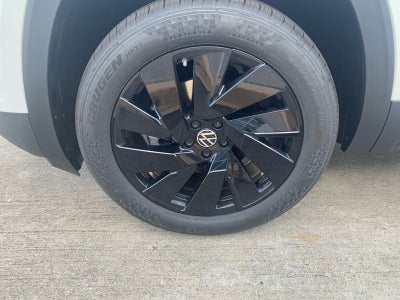 2026 Volkswagen Atlas Cross Sport 2.0T SE w/Technology FWD