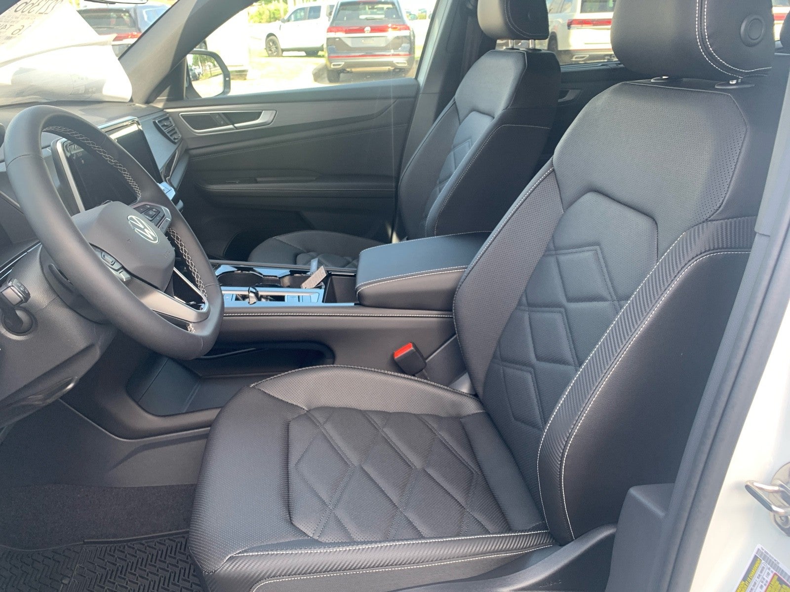2026 Volkswagen Atlas Cross Sport 2.0T SE w/Technology FWD