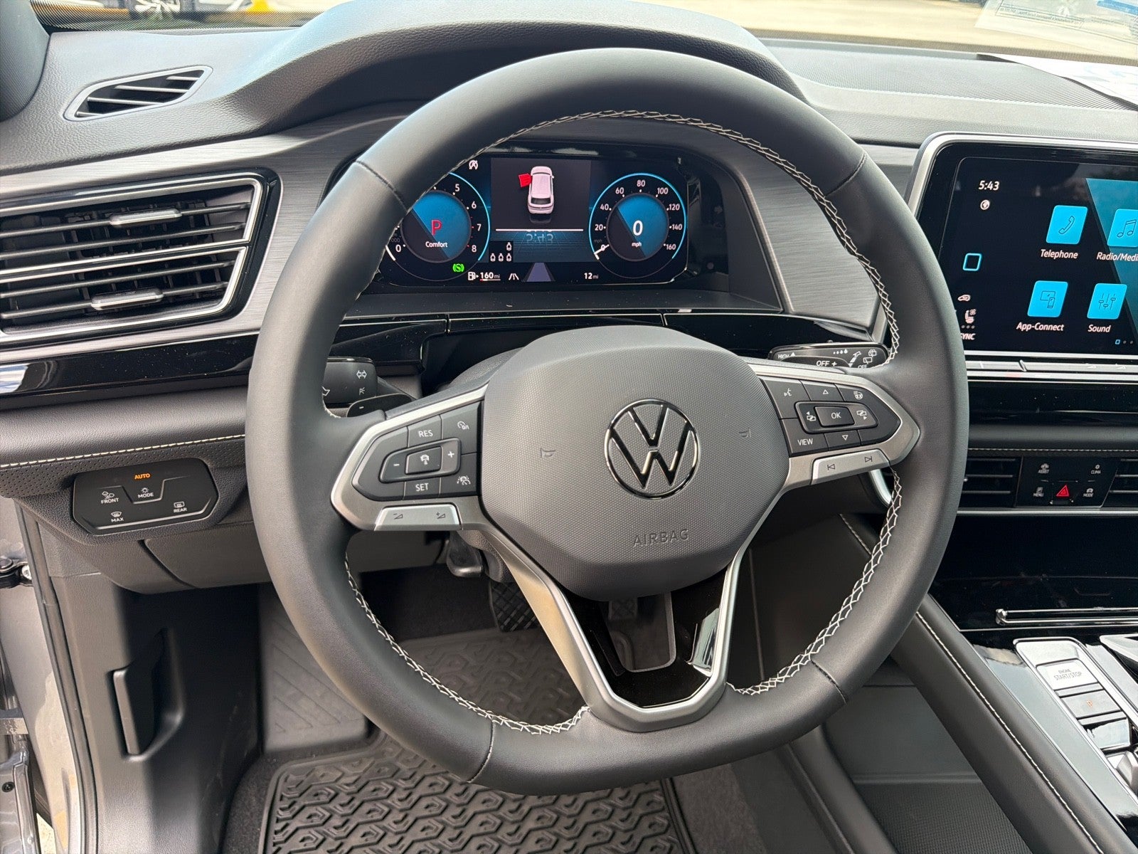 2026 Volkswagen Atlas Cross Sport 2.0T SE w/Technology FWD