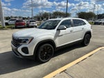2026 Volkswagen Atlas Cross Sport 2.0T SE w/Technology FWD