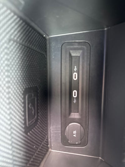 2023 Volkswagen Atlas Cross Sport 3.6L V6 SE w/Technology FWD