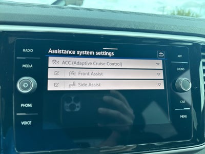 2023 Volkswagen Atlas Cross Sport 3.6L V6 SE w/Technology FWD