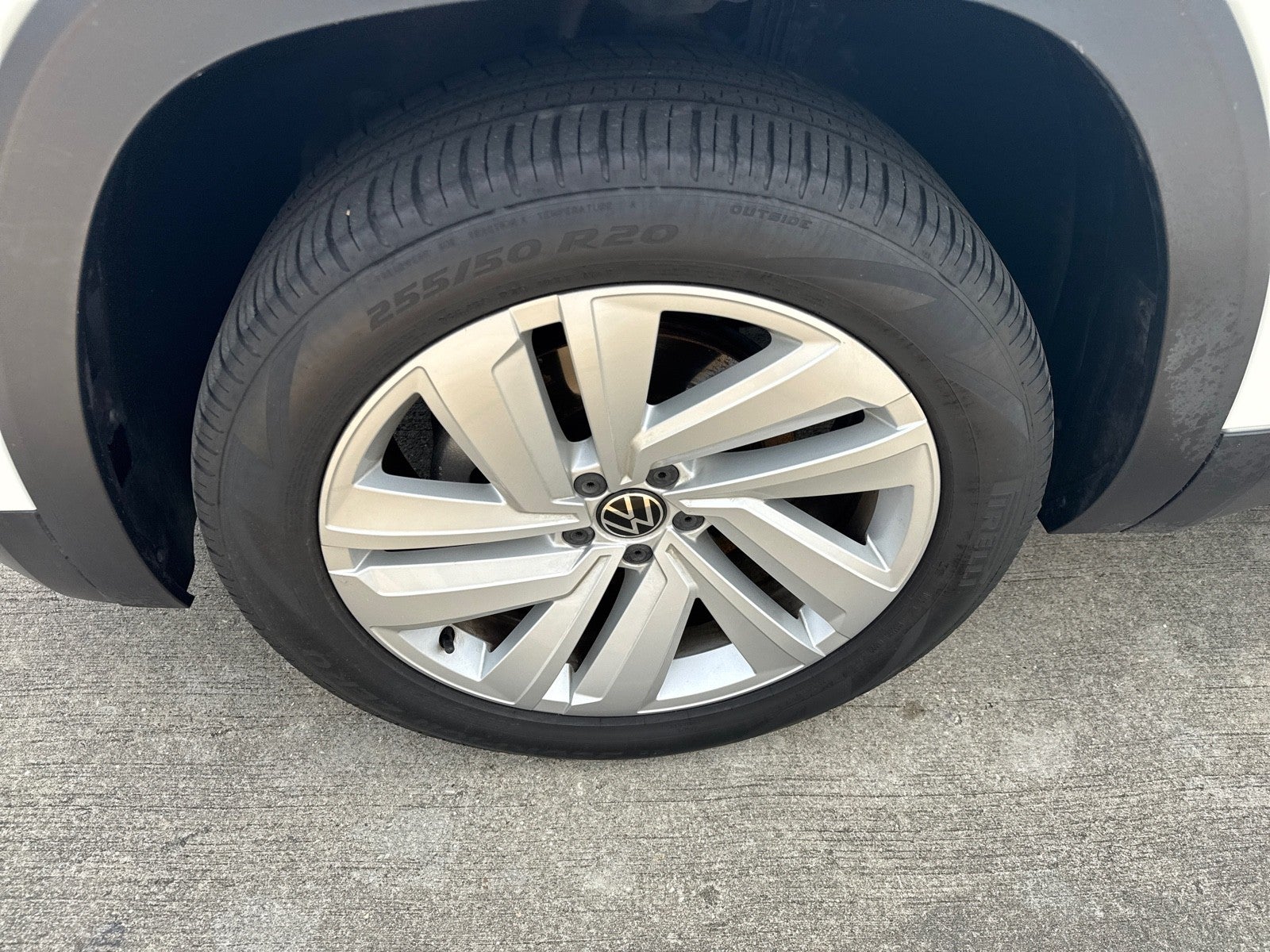 2023 Volkswagen Atlas Cross Sport 3.6L V6 SE w/Technology FWD