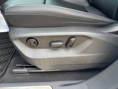 2023 Volkswagen Atlas Cross Sport 3.6L V6 SE w/Technology FWD