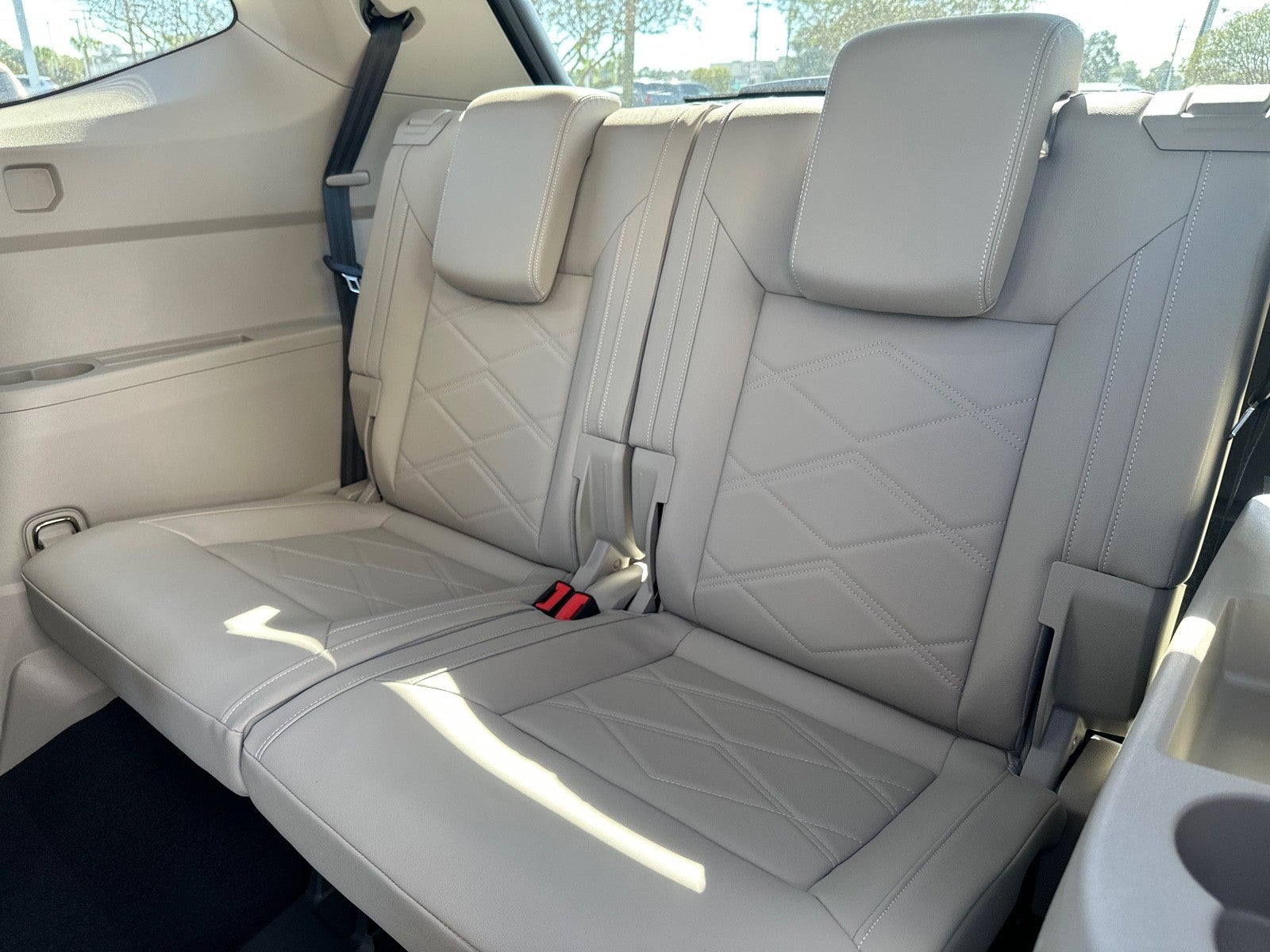 2026 Volkswagen Atlas 2.0T SE w/Technology FWD