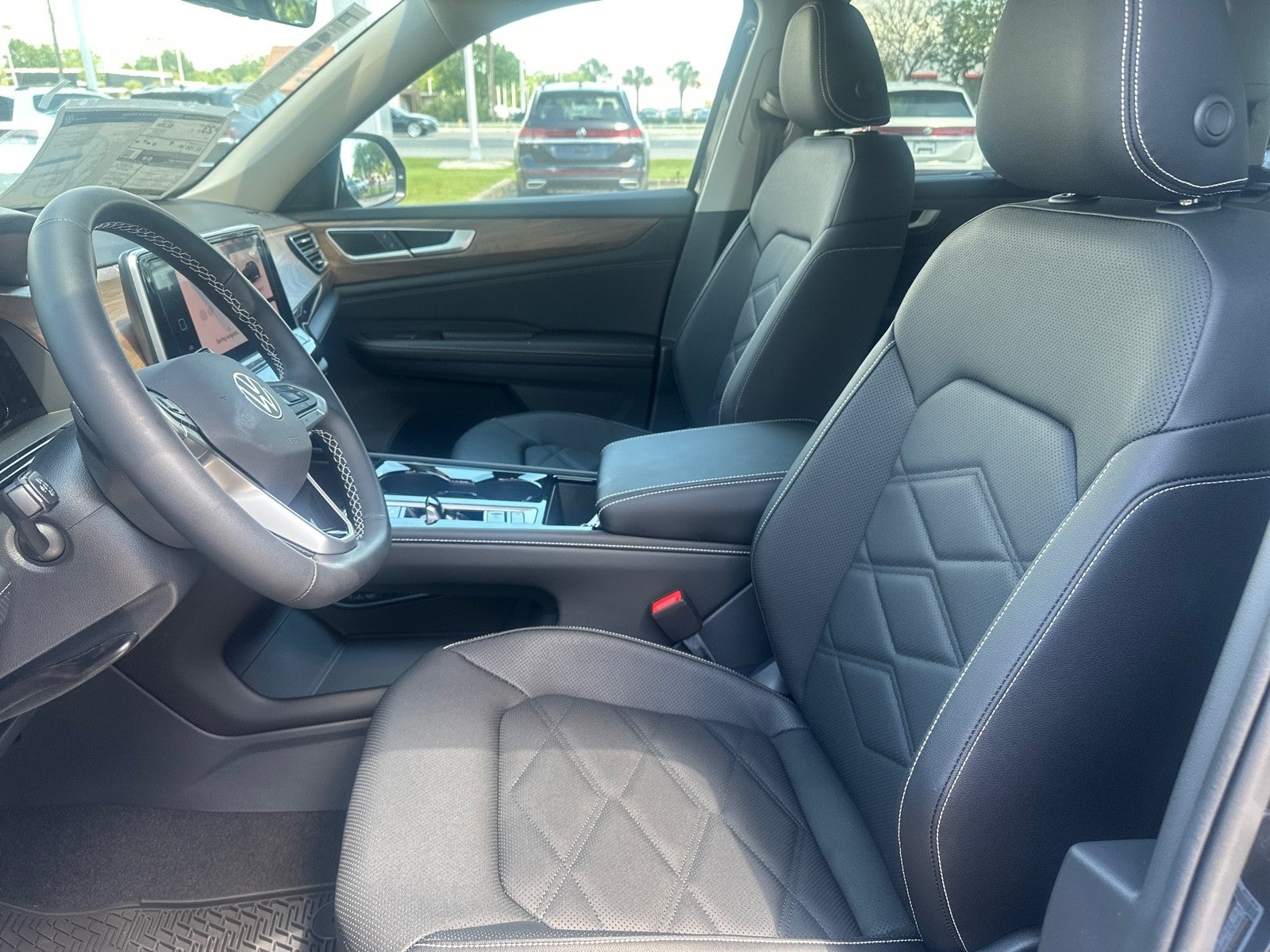 2026 Volkswagen Atlas 2.0T SE w/Technology FWD