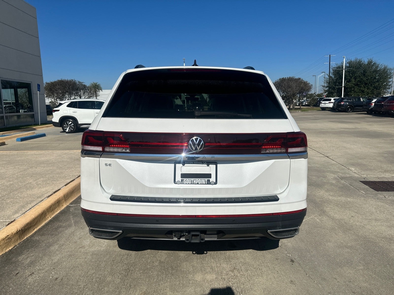 2026 Volkswagen Atlas 2.0T SE w/Technology FWD