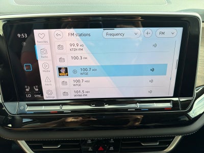 2026 Volkswagen Atlas 2.0T SE w/Technology FWD