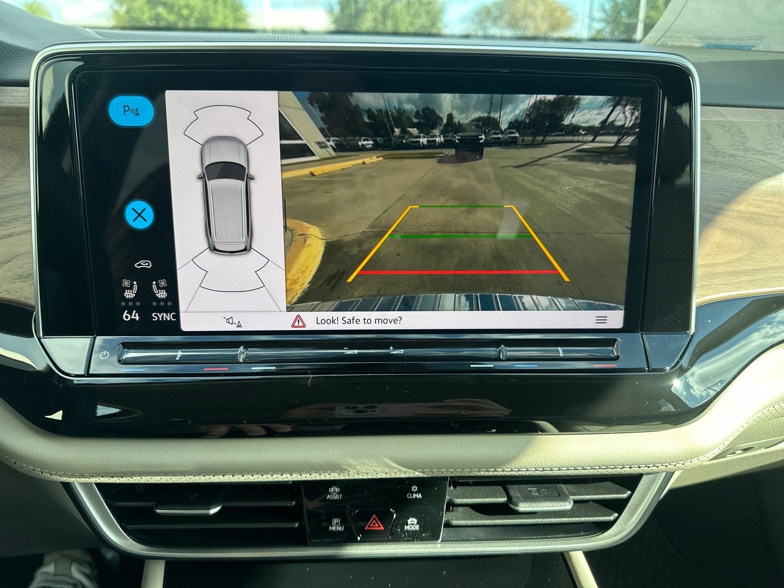 2026 Volkswagen Atlas 2.0T SE w/Technology FWD