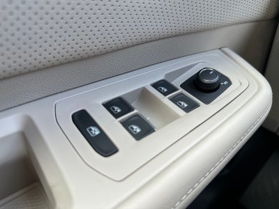 2026 Volkswagen Atlas 2.0T SE w/Technology FWD