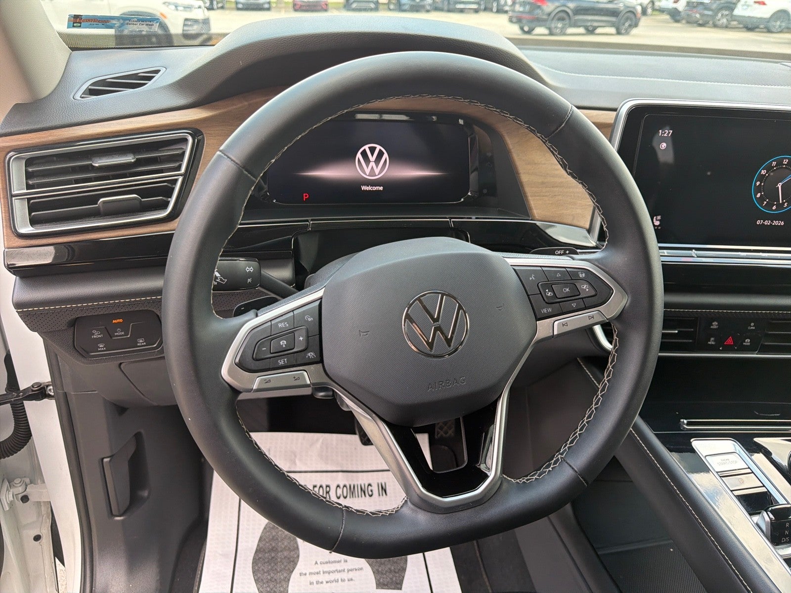 2024 Volkswagen Atlas 2.0T SE w/Technology FWD