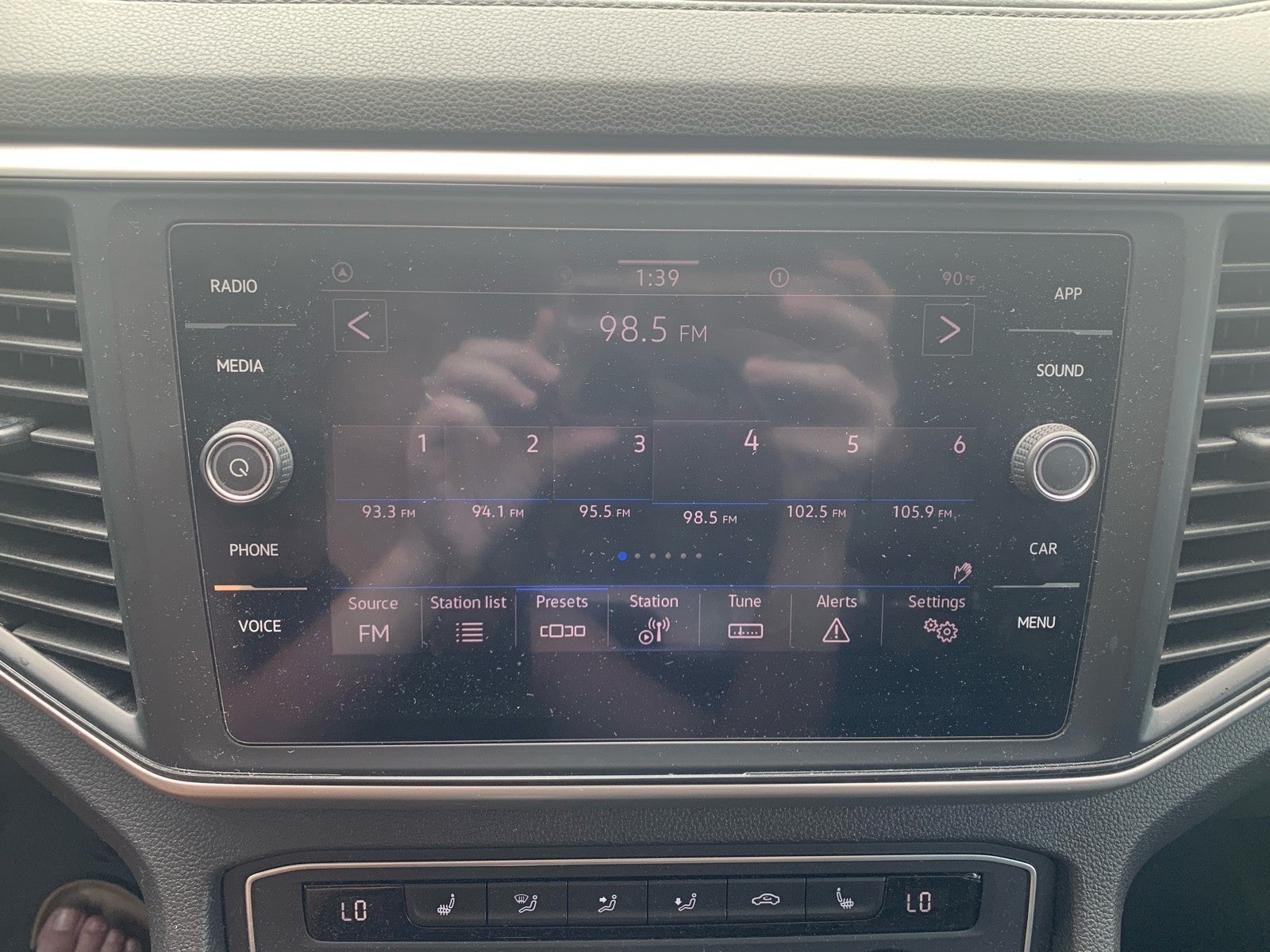 2021 Volkswagen Atlas 2021.5 3.6L V6 SE w/Technology FWD