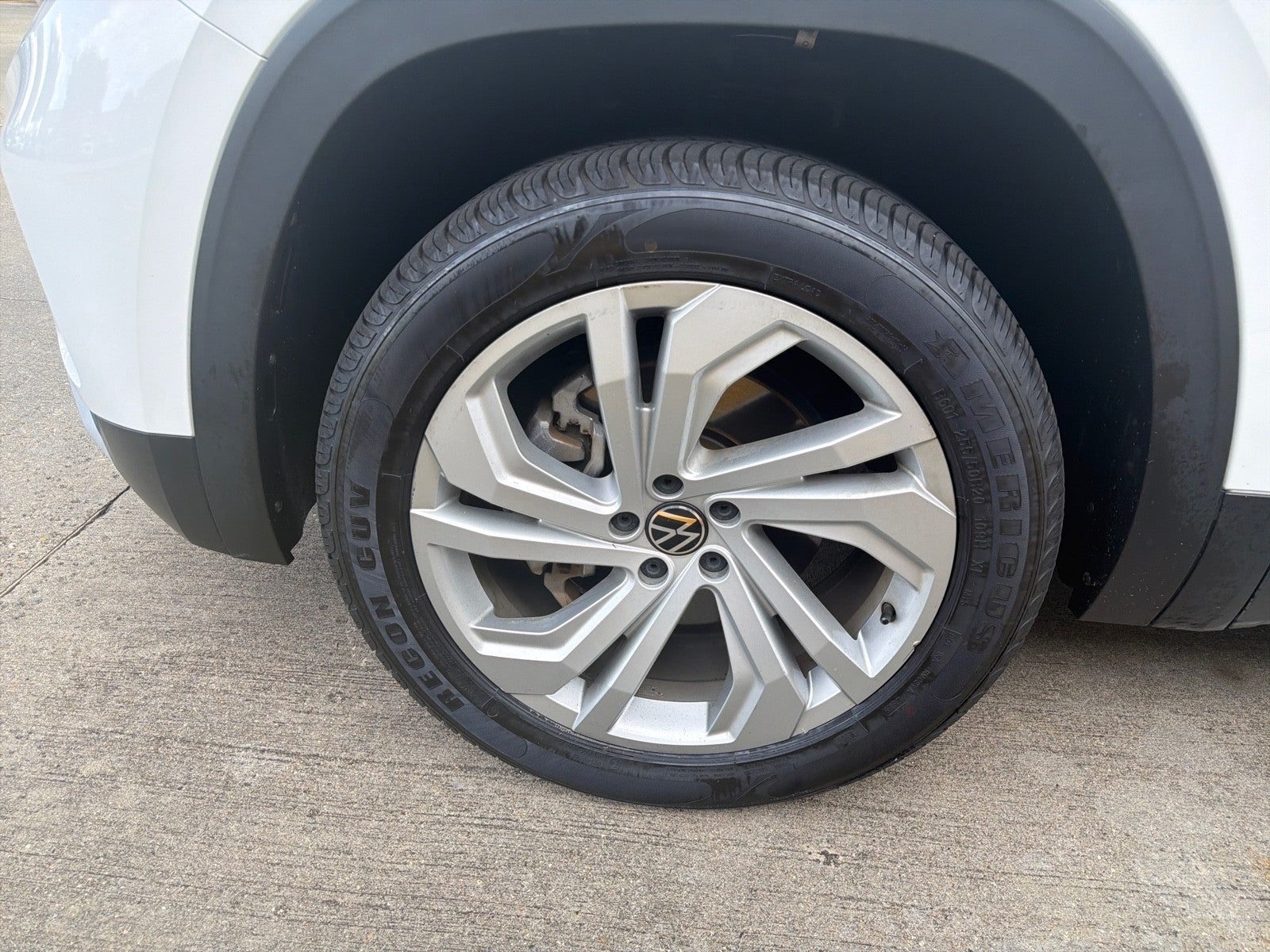 2022 Volkswagen Atlas 3.6L V6 SE w/Technology FWD