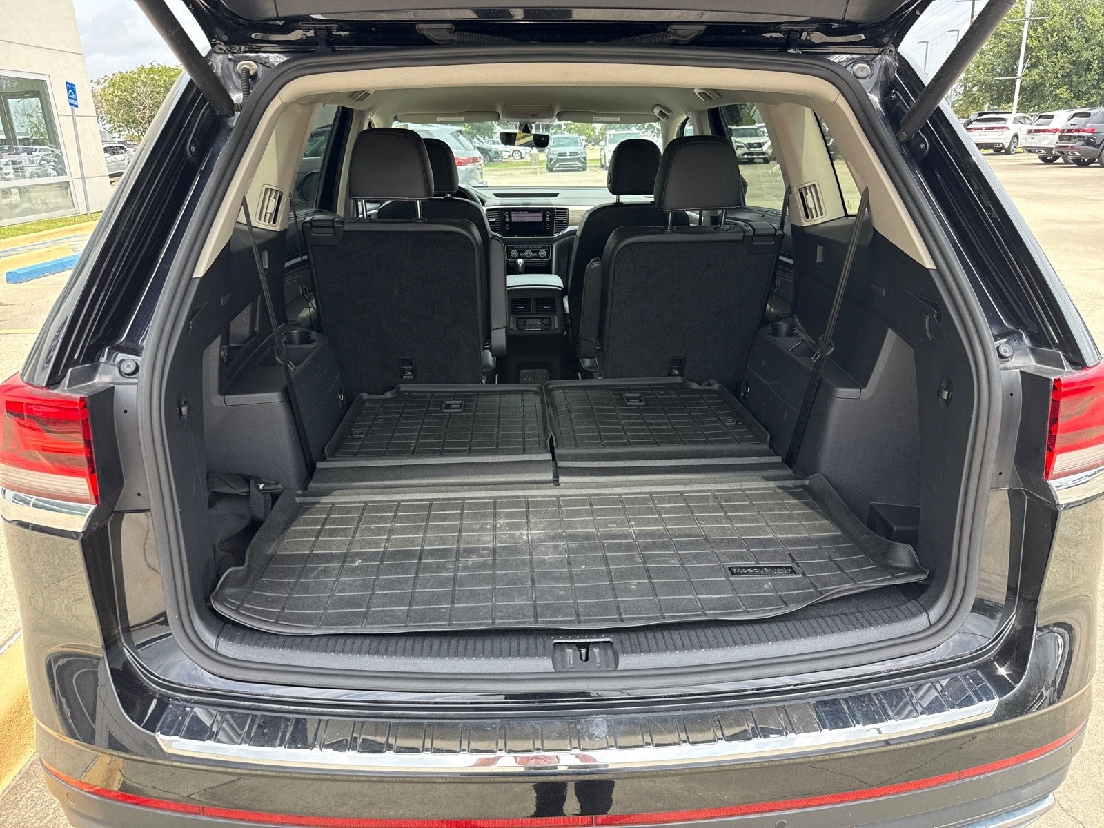 2022 Volkswagen Atlas 3.6L V6 SE w/Technology FWD