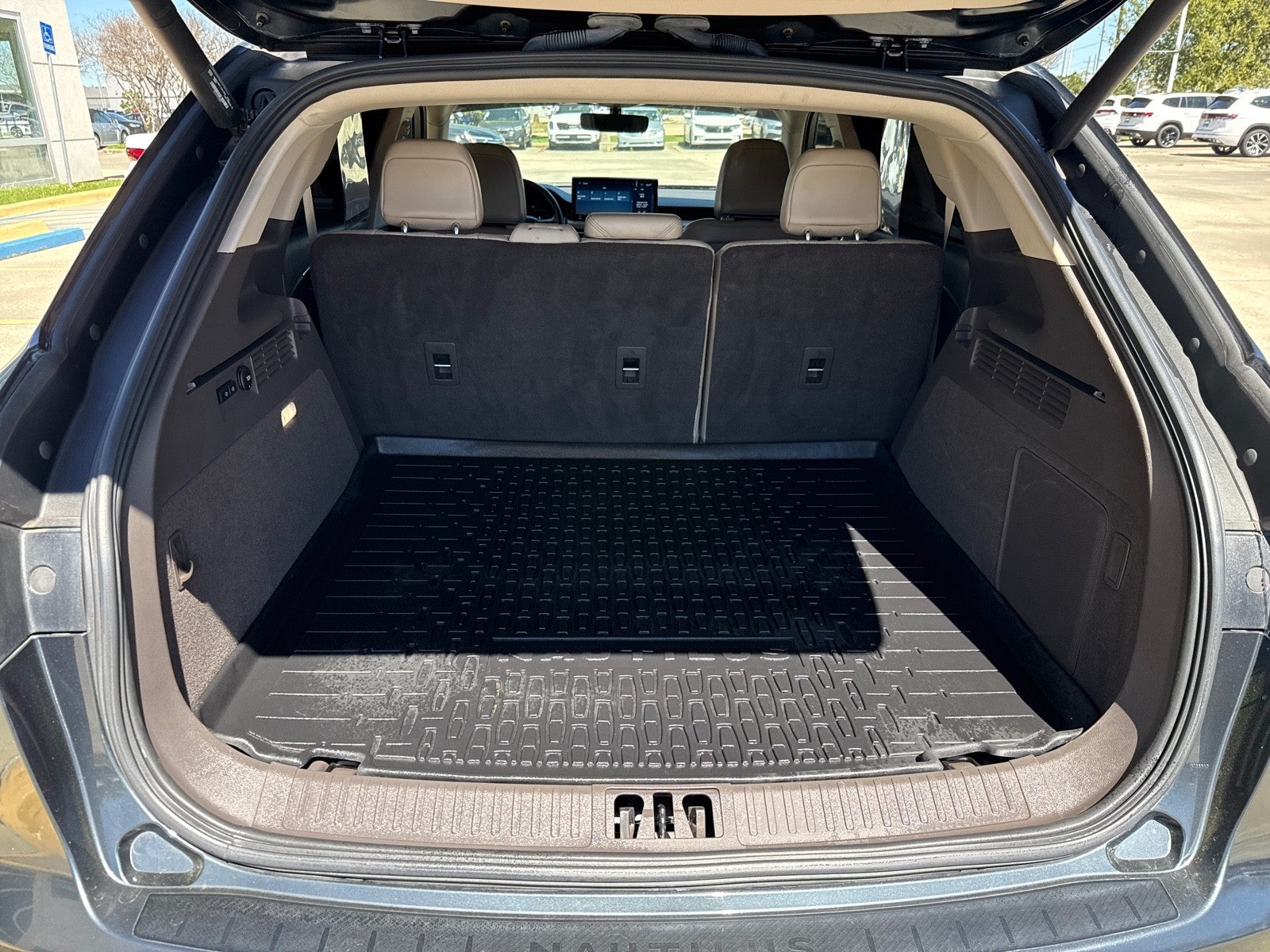 2021 Lincoln Nautilus Reserve FWD