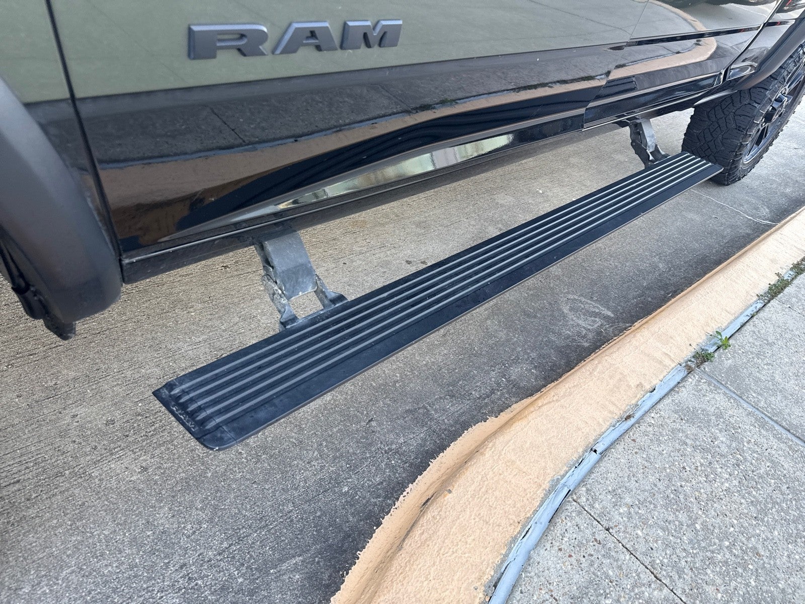 2023 RAM 2500 Power Wagon Rebel 4x4 Crew Cab 6'4 Box