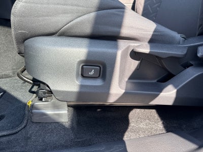 2025 Toyota Tacoma 4WD SR Double Cab 5' Bed AT (Natl)