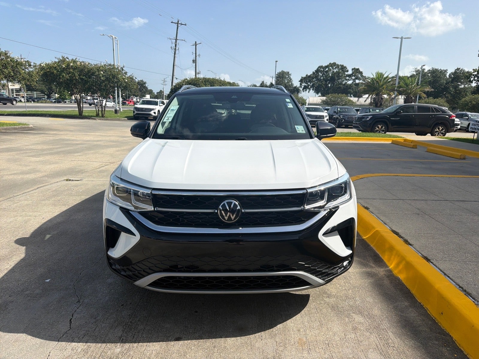 2023 Volkswagen Taos SEL 4MOTION *Ltd Avail*